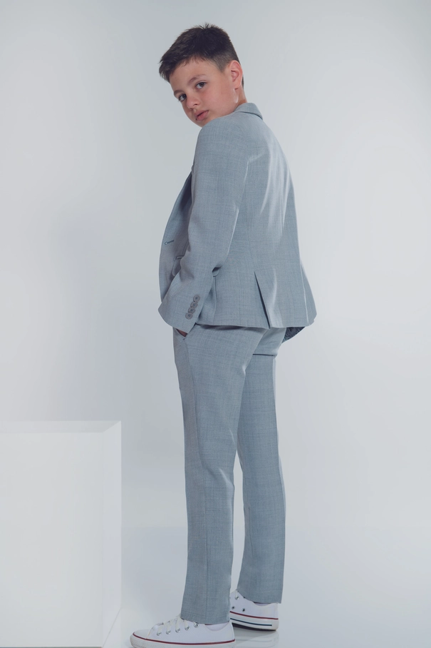 Terno Infantil Cinza Claro com Calça de Ajuste