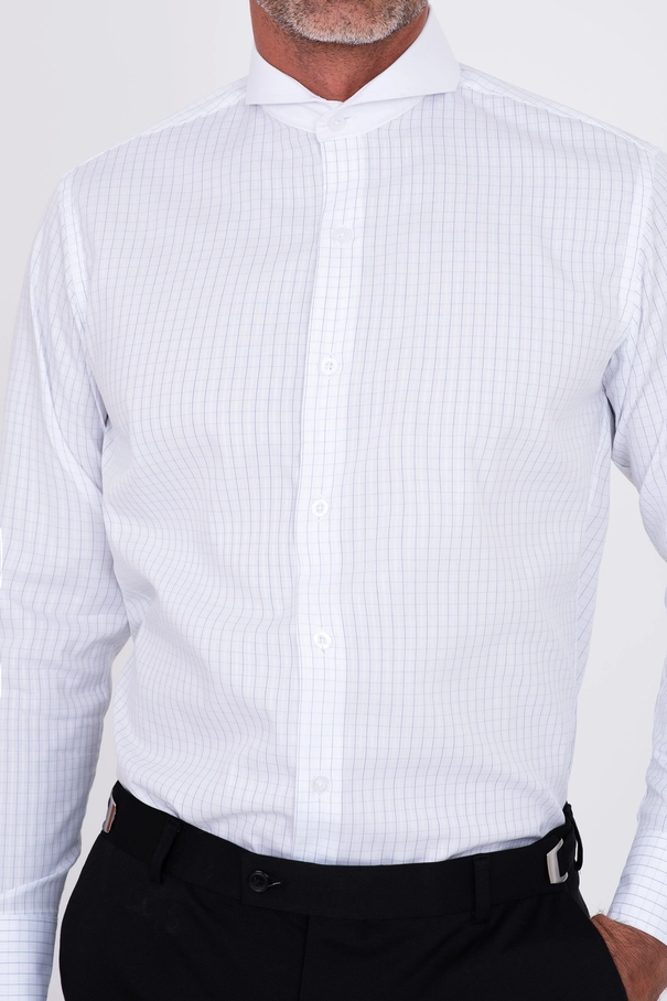Camisa Slim Fit com Colarinho Cutaway em Algodão Fio 100 BRANCO