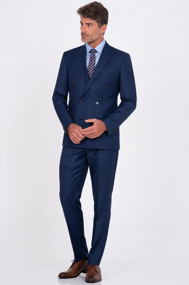 Terno Super Slim Transpassado e Calça com Ajuste MARINHO NOITE