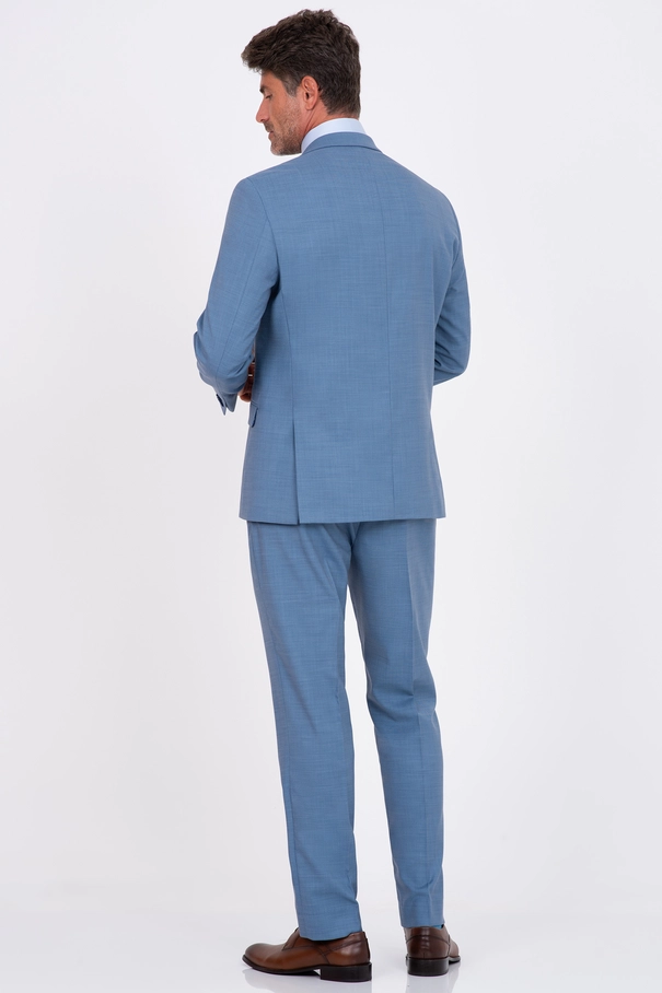 Terno Masculino Slim Fit com Peak Lapel e Calça com Ajuste