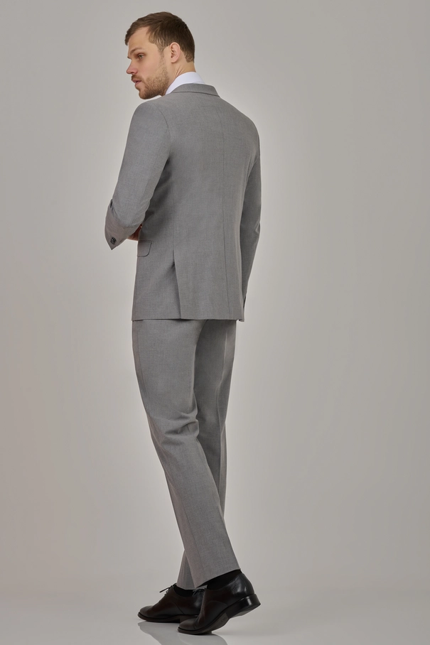 Terno Masculino Slim Fit em Cinza com Peak Lapel e Calça com Ajuste CINZA FLINT