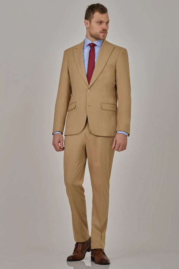 Terno Masculino Slim com Peak Lapel e Calça com Ajuste TAWNY