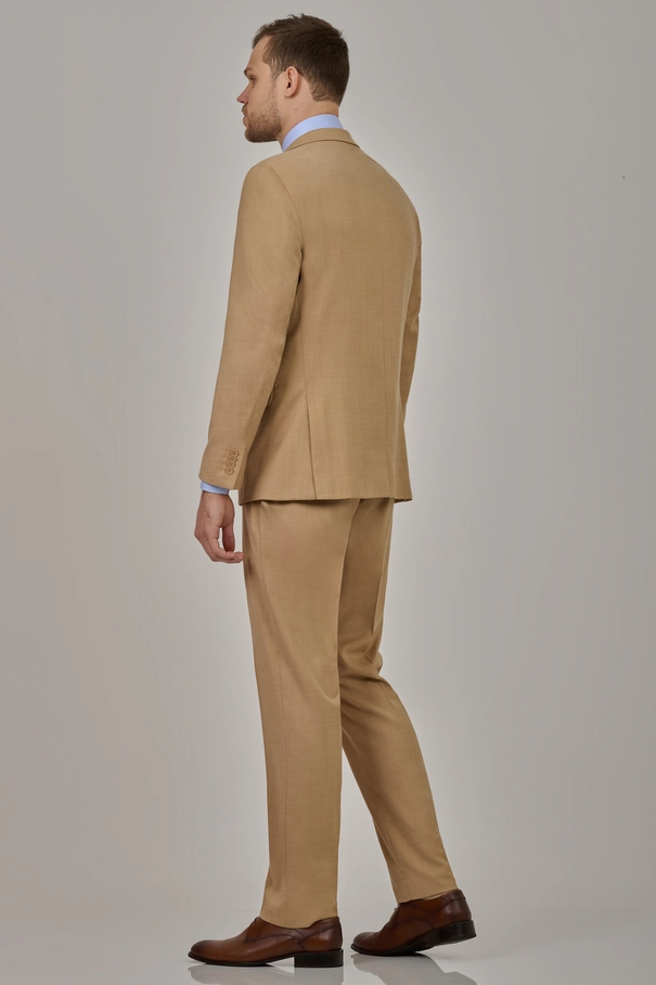 Terno Masculino Slim com Peak Lapel e Calça com Ajuste TAWNY