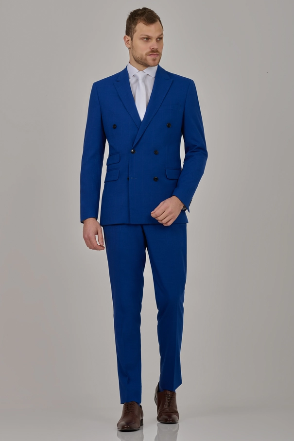 Terno Masculino Super Slim Fit Transpassado com Peak Lapel e Calça com Ajuste Xadrez ROYAL