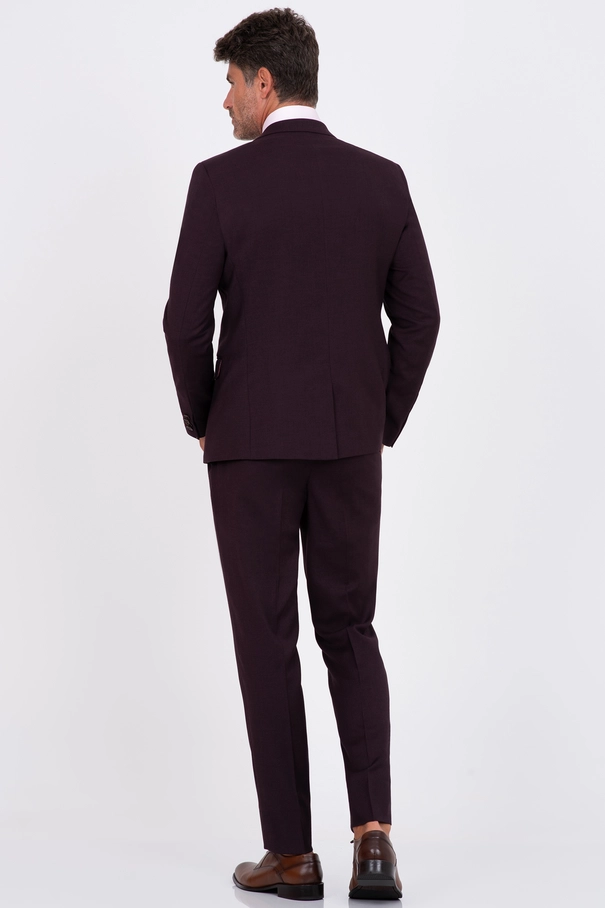 Terno Masculino Super Slim Fit e Calça com Ajuste BORDO