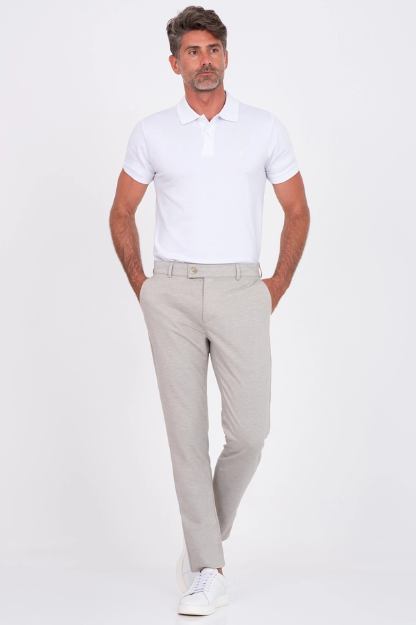 Calça Chino Slim Fit em Malha WHISPER
