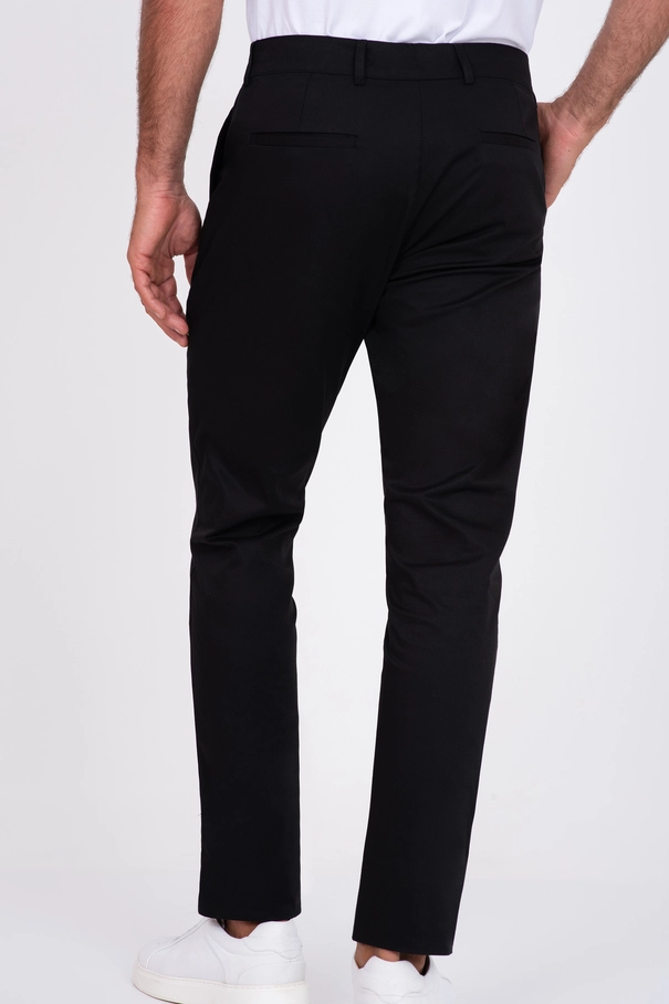 Calça Chino Slim Fit em Sarja MARINHO NOITE