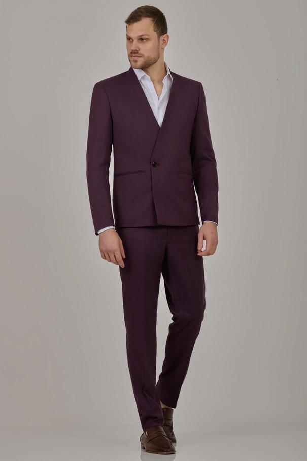 Terno Masculino Super Slim Fit Sem Gola e Calça com Ajuste